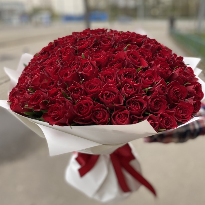 Цветы с доставкой москва розы цветы в саратове с доставкой заказать